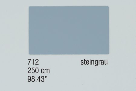 712