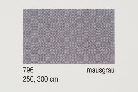 796